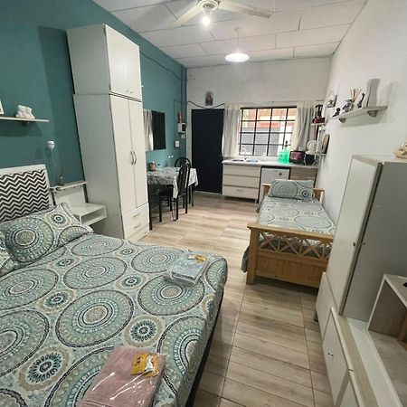Ezeiza 1 Nuestro Lugar A 15 Minutos Del Aeropuerto Tranfer Opcional Desde Y Al Aeropuerto De Ezeiza Las 24 Horas Pet Friendly Ngoại thất bức ảnh