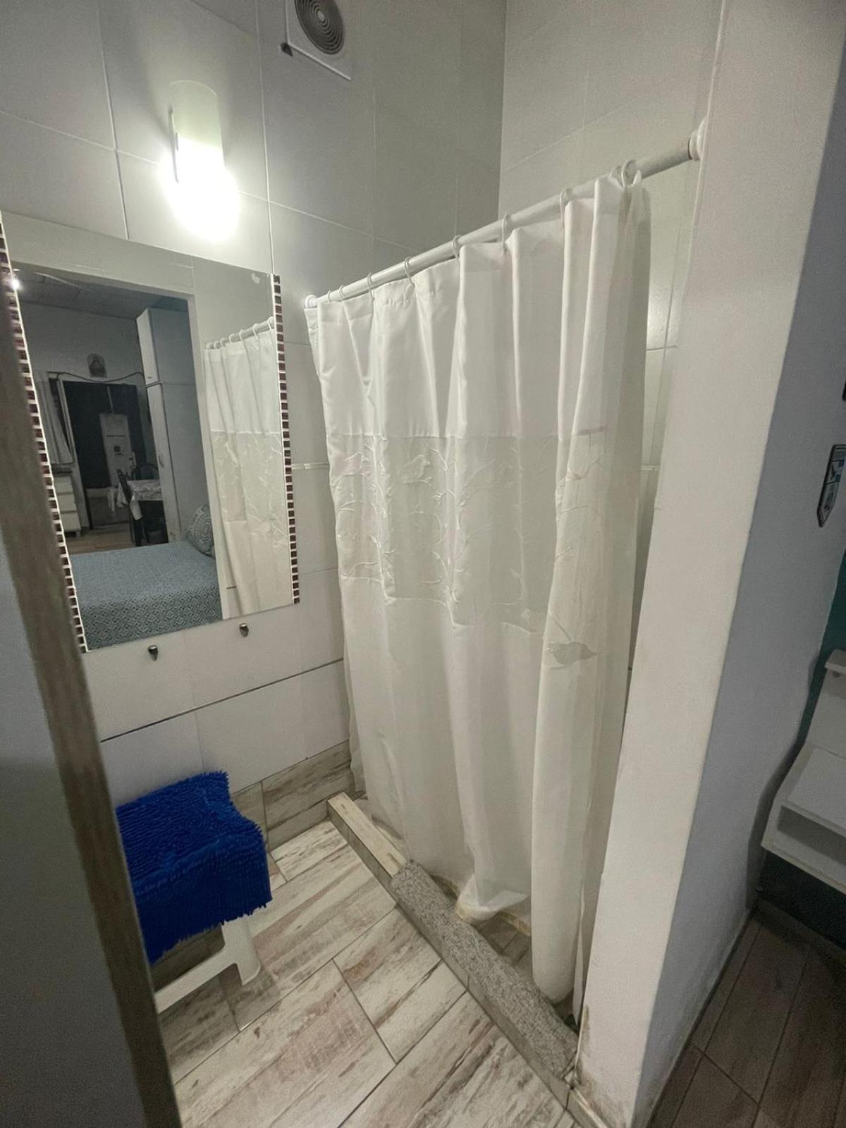 Ezeiza 1 Nuestro Lugar A 15 Minutos Del Aeropuerto Tranfer Opcional Desde Y Al Aeropuerto De Ezeiza Las 24 Horas Pet Friendly Ngoại thất bức ảnh